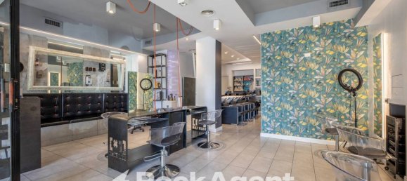 2 rooms Commercial property in Rome, Italy No. 290306 10