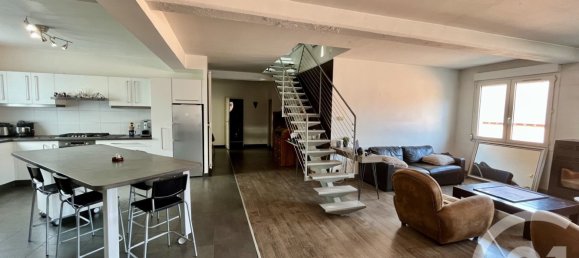 3 Schlafzimmer Doppelhaus in Villefranche-sur-Saone, France, Nr. 204586 2