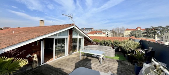 3 Schlafzimmer Doppelhaus in Villefranche-sur-Saone, France, Nr. 204586 16