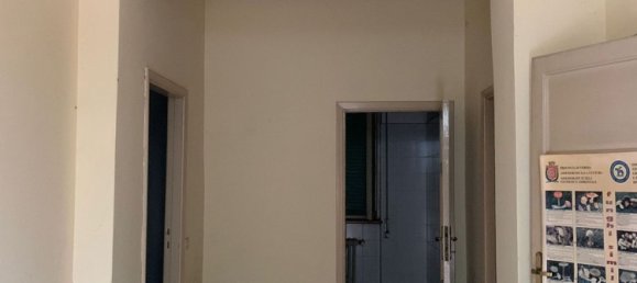 Bureau à Mantua, Italy 175m² No. 378479 6