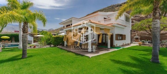 10 bedrooms Villa in Arona, Spain No. 16426 2