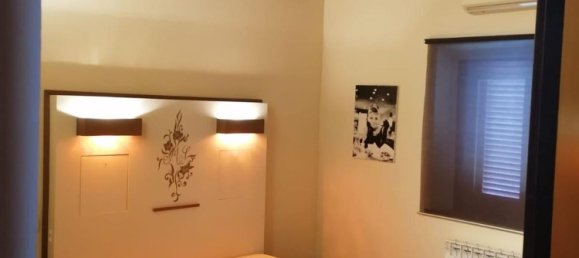 Квартира с 2 комнатами в Кашина, Италия № 260521 15