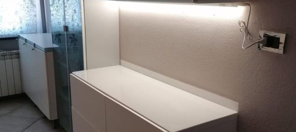 Квартира с 2 комнатами в Кашина, Италия № 260521 13