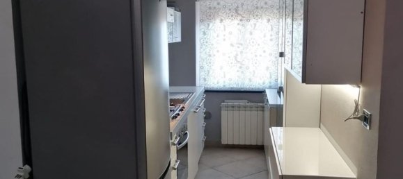 Квартира с 2 комнатами в Кашина, Италия № 260521 2