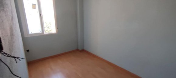 3 bedrooms Apartment in Valdepenas, Spain No. 137213 2