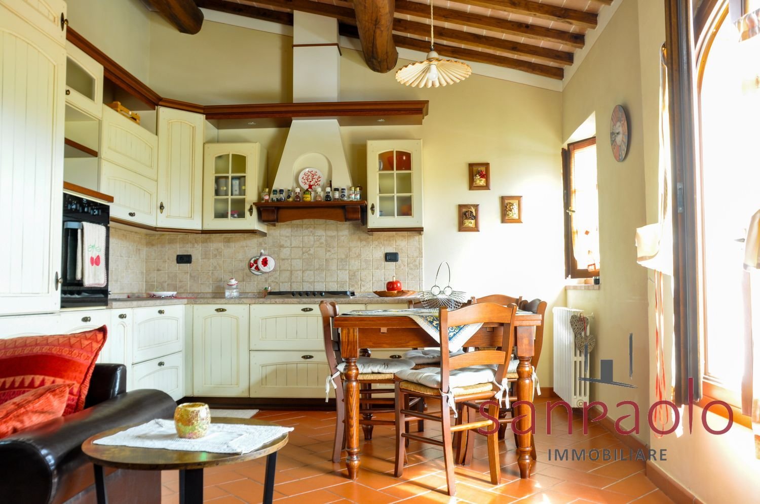 3 bedrooms Apartment in Pistoia, Italy No. 381807