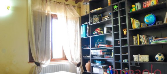 3 bedrooms Apartment in Pistoia, Italy No. 381807 11