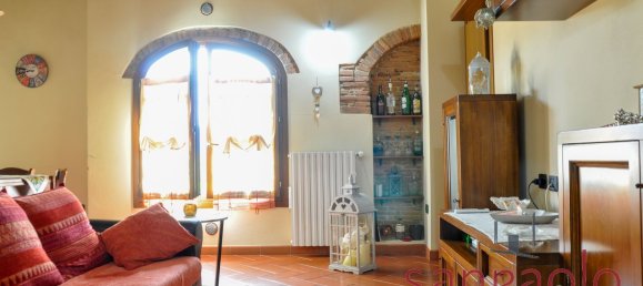 3 bedrooms Apartment in Pistoia, Italy No. 381807 3