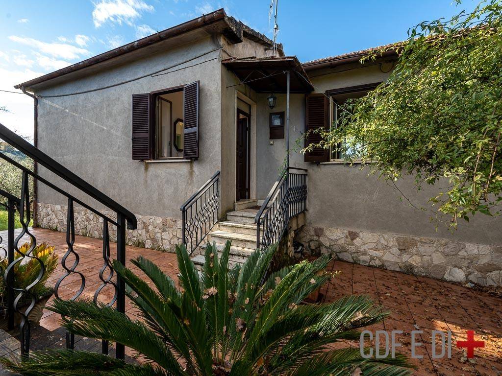 2 غرف نوم منزل في Poggio Nativo, Italy رقم 107210