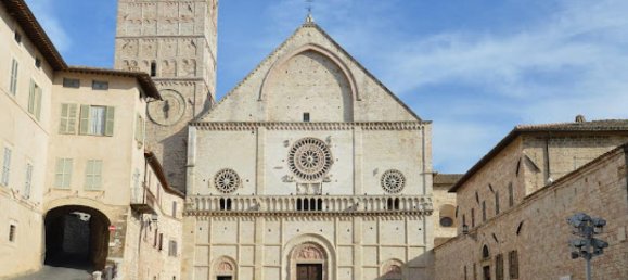 2-Zimmer Gewerbliche Immobilie in Assisi, Italy, Nr. 82557 2