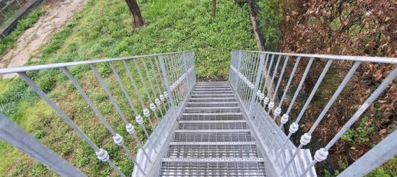 10 rooms House in Padua, Italy No. 52520 21