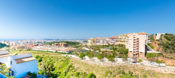 4 bedrooms Townhouse in Fuengirola, Spain No. 148425 2