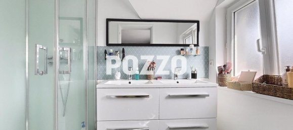 Casa de 3 dormitorios en Saint-Lo, France No. 356232 12