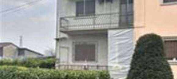 3-salle Appartement à Monticelli d'Ongina, Italy No. 274362 5