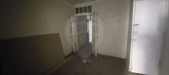 9 bedrooms Building in Lisbon, Portugal No. 102627 23