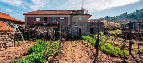 900m² Land in Armamar, Portugal No. 39317 6