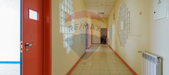 1158m² Commercial property in Cascais, Portugal No. 76535 20