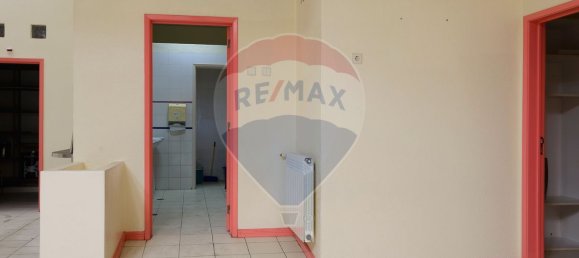 1158m² Commercial property in Cascais, Portugal No. 76535 4