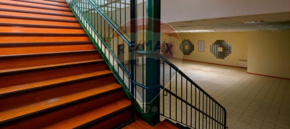 1158m² Commercial property in Cascais, Portugal No. 76535 38