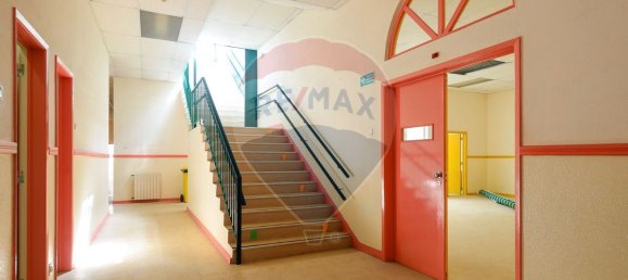 1158m² Commercial property in Cascais, Portugal No. 76535 24