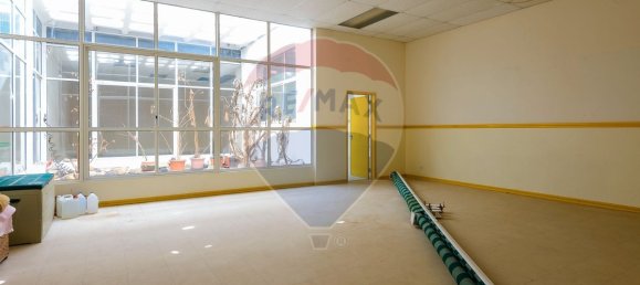 1158m² Commercial property in Cascais, Portugal No. 76535 26