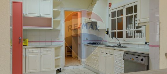 1158m² Commercial property in Cascais, Portugal No. 76535 21