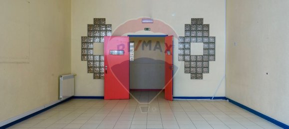 1158m² Commercial property in Cascais, Portugal No. 76535 18