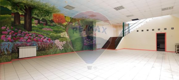 1158m² Commercial property in Cascais, Portugal No. 76535 12