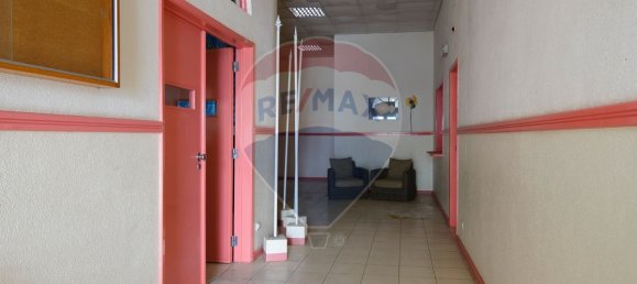 1158m² Commercial property in Cascais, Portugal No. 76535 13