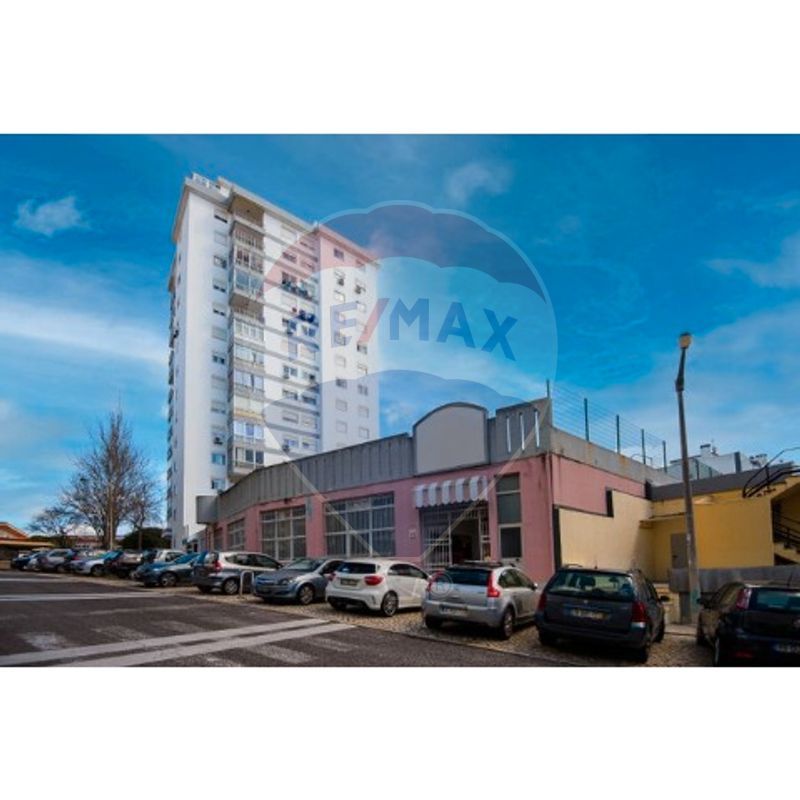 1158m² Commercial property in Cascais, Portugal No. 76535
