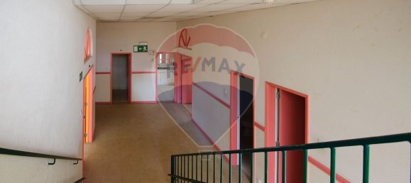 1158m² Commercial property in Cascais, Portugal No. 76535 40