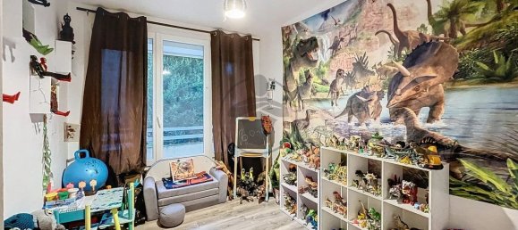 Apartamento de 3 dormitorios en Saint-Quentin, France No. 210613 7