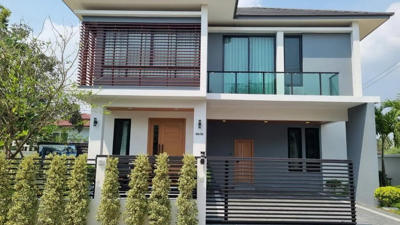 4 bedrooms Villa in Pattaya, Thailand No. 5752