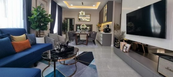 4 bedrooms Villa in Pattaya, Thailand No. 5752 3