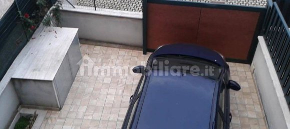 3 bedrooms House in Rome, Italy No. 201283 2