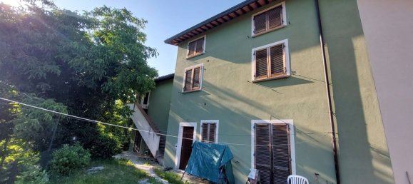 4 rooms House in Nocera Umbra, Italy No. 83590 4