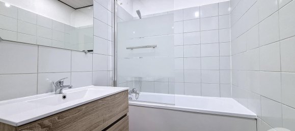 3 bedrooms Apartment in Chennevieres-sur-Marne, France No. 183235 9