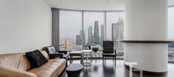 Квартира с 2 спальнями в Бурдж-Халифа, ОАЭ № 28506 3