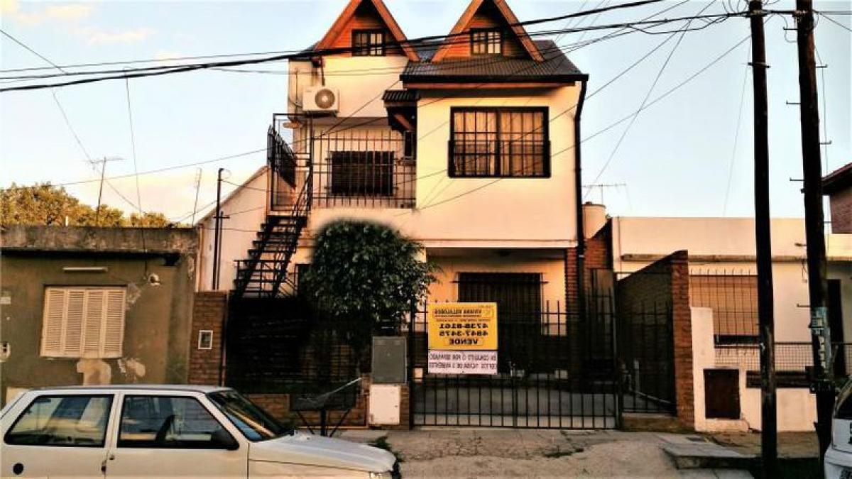 4 bedrooms Commercial property in General San Martin, Argentina No. 24346