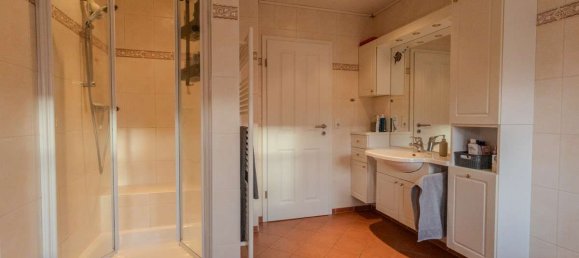 5 bedrooms House in Aurich, Germany No. 259564 18