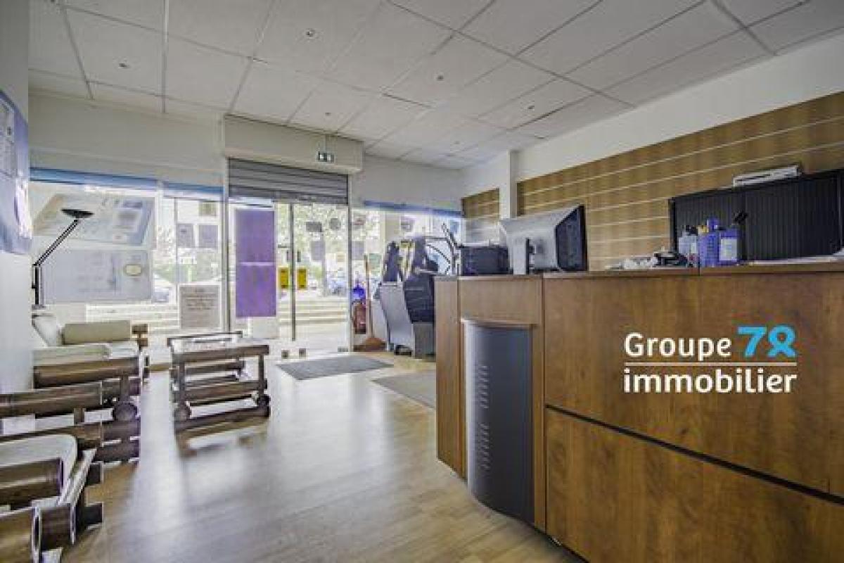 Usine à Maurepas, France 100m² No. 18656