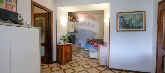 3-salle Appartement à Bergamo, Italy No. 218222 29