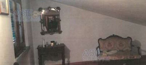 4-salle Maison à Montale, Italy No. 35520 8