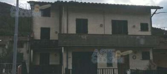 4-salle Maison à Montale, Italy No. 35520 15