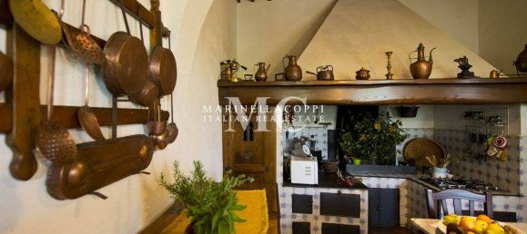 10 bedrooms Villa in Monteriggioni, Italy No. 207533 12
