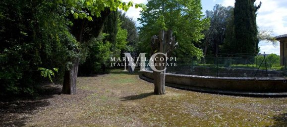 10 bedrooms Villa in Monteriggioni, Italy No. 207533 25