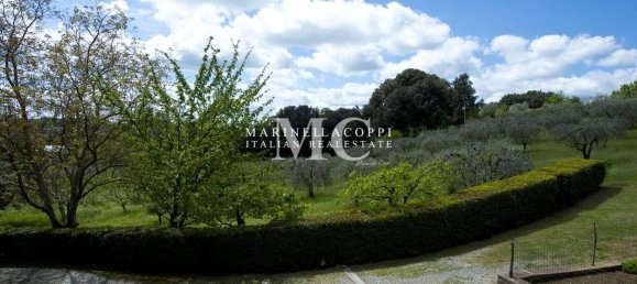 10 bedrooms Villa in Monteriggioni, Italy No. 207533 22