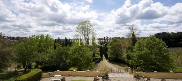 10 bedrooms Villa in Monteriggioni, Italy No. 207533 4