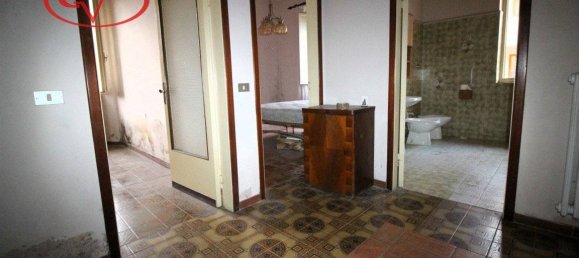 3 Schlafzimmer Wohnung in Castelfranco Piandiscò, Italy, Nr. 68240 6