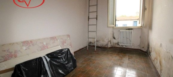 3 Schlafzimmer Wohnung in Castelfranco Piandiscò, Italy, Nr. 68240 8